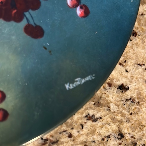 Knowles Ltd edition Vintage Chickadee Birds on Berry Branch Decorative Plate - Picture 3 of 3